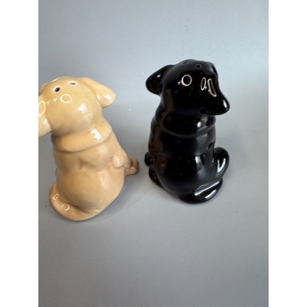 Labrador Dog Salt Pepper Shakers Tan Black Ceramic Made In Thailand 3.5" - Picture 6 of 8